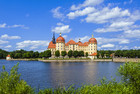 Schloss Moritzburg im Sommer